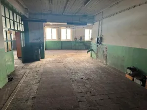 Dražba skladu, Pardubice, 5239 m2