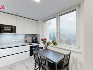 Prodej bytu 3+1, Kuřim, Na Loučkách, 68 m2