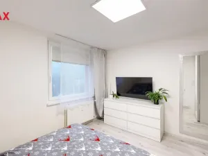 Prodej bytu 3+1, Kuřim, Na Loučkách, 68 m2