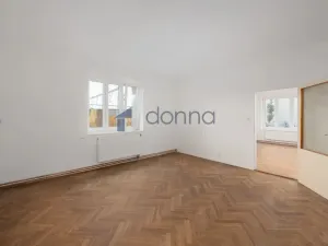 Prodej bytu 2+1, Praha, U Pekáren, 91 m2