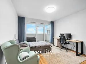 Prodej bytu 4+kk, Znojmo, Jarošova, 110 m2