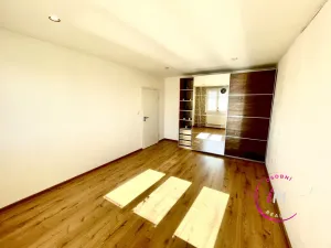 Pronájem bytu 2+1, Jihlava, Bratří Čapků, 54 m2