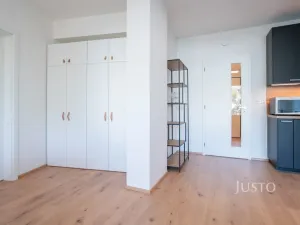 Pronájem bytu 2+kk, Beroun - Beroun-Město, Na Parkáně, 64 m2