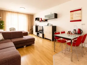 Prodej bytu 1+kk, Karlovy Vary, Jateční, 45 m2