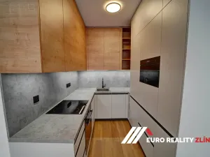 Pronájem bytu 2+kk, Zlín, Ševcovská, 61 m2