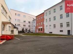 Pronájem bytu 3+kk, Opava, Dolní náměstí, 100 m2