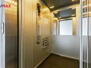 Pronájem bytu 1+kk, Pardubice - Zelené Předměstí, Milheimova, 34 m2