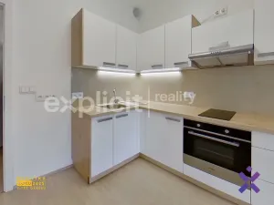 Pronájem bytu 1+kk, Zlín, Křiby, 33 m2