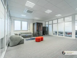 Pronájem kanceláře, Praha, Dopraváků, 258 m2
