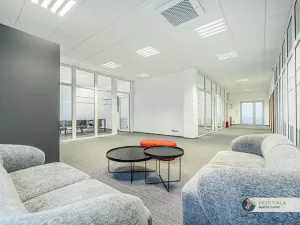 Pronájem kanceláře, Praha, Dopraváků, 240 m2