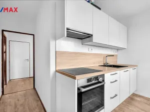 Prodej bytu 3+1, Hradec Králové, Smetanovo nábřeží, 66 m2