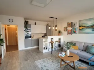 Prodej bytu 1+kk, Praha - Stodůlky, Sluneční náměstí, 30 m2