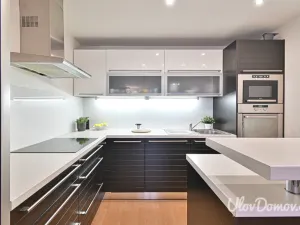 Prodej bytu 2+kk, Praha - Háje, Jurkovičova, 61 m2