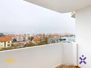 Pronájem bytu 1+1, Otrokovice - Kvítkovice, J. Valčíka, 29 m2