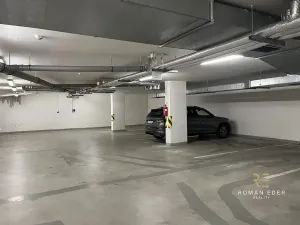 Pronájem garážového stání, Praha - Košíře, Pod školou, 13 m2