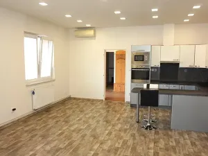 Pronájem rodinného domu, Brno, Banskobystrická, 74 m2