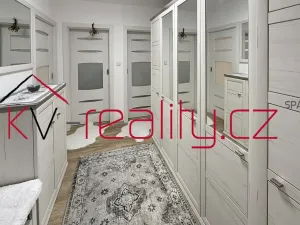 Prodej bytu 2+1, Karlovy Vary, Klínovecká, 64 m2