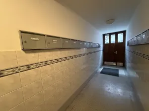 Pronájem bytu 2+kk, Praha - Žižkov, Křišťanova, 41 m2