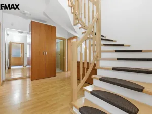 Prodej rodinného domu, Karlovy Vary, Za Motelem, 137 m2