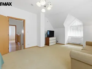 Prodej rodinného domu, Karlovy Vary, Za Motelem, 137 m2