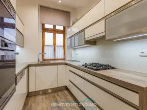 Prodej bytu 4+1, Znojmo, Jana Palacha, 130 m2