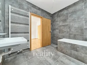 Pronájem bytu 1+kk, Znojmo, Kosmákova, 58 m2