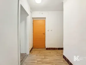 Prodej bytu 2+1, Rybitví, Činžovních domů, 58 m2