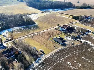 Prodej pozemku pro bydlení, Lišov, 1358 m2