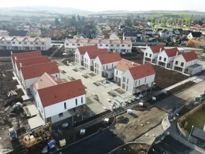 Prodej komerčního pozemku, Drahelčice, 7730 m2