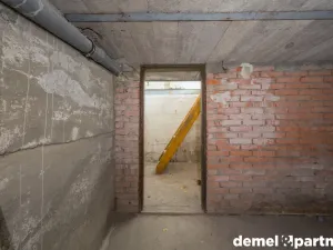 Prodej rodinného domu, Moravec, 160 m2