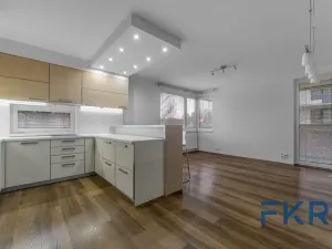 Pronájem bytu 3+kk, Praha - Střížkov, Makedonská, 74 m2