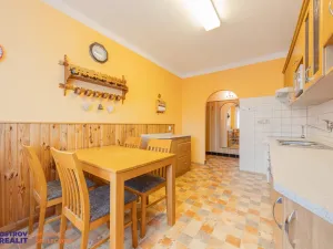 Prodej rodinného domu, Zvole, 250 m2