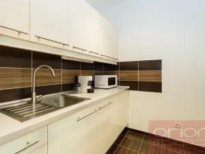 Pronájem kanceláře, Praha - Kunratice, Jana Růžičky, 27 m2