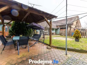 Prodej rodinného domu, Hevlín, 99 m2