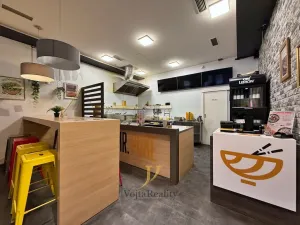 Pronájem obchodního prostoru, Olomouc, tř. Svobody, 58 m2