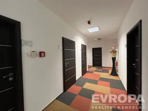 Pronájem kanceláře, Praha - Stodůlky, Prusíkova, 83 m2