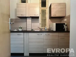 Pronájem kanceláře, Praha - Holešovice, Jablonského, 20 m2