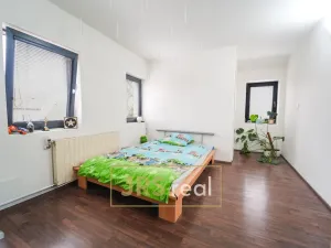 Prodej rodinného domu, Hovorany, 141 m2