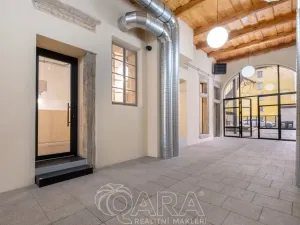 Pronájem obchodního prostoru, Brandýs nad Labem-Stará Boleslav - Brandýs nad Labem, Masarykovo náměstí, 92 m2