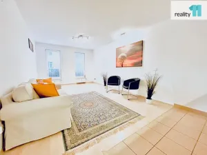 Pronájem bytu 1+kk, Praha - Michle, Pod Bohdalcem I, 50 m2