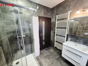 Pronájem rodinného domu, Praha, U Červeného mlýnku, 140 m2