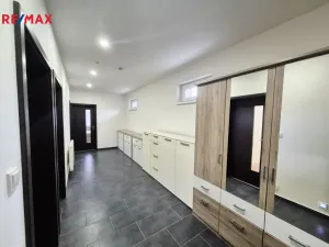 Pronájem rodinného domu, Praha, U Červeného mlýnku, 140 m2