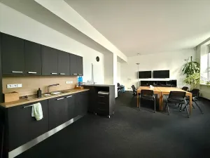 Pronájem kanceláře, Brno - Židenice, Kosmákova, 12 m2