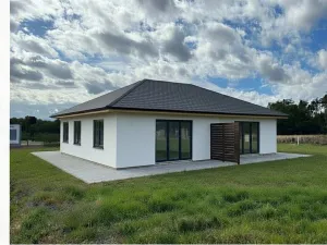 Prodej bytu 3+kk, Týnec nad Labem - Vinařice, 83 m2