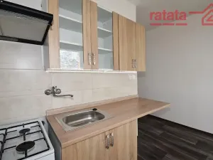 Pronájem bytu 1+1, Chomutov, Jirkovská, 35 m2