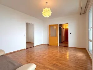 Pronájem bytu 3+1, Okrouhlá, 70 m2