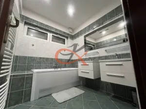 Prodej rodinného domu, Vlčková, 237 m2