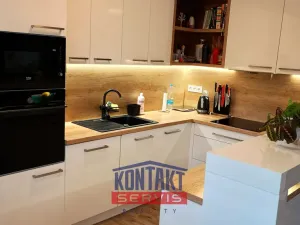 Prodej bytu 3+kk, České Budějovice, Husova tř., 77 m2