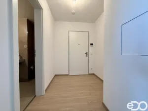 Pronájem bytu 1+kk, Praha, Vyletalova, 33 m2