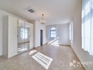 Pronájem vily, Praha - Nebušice, Nebušická, 255 m2